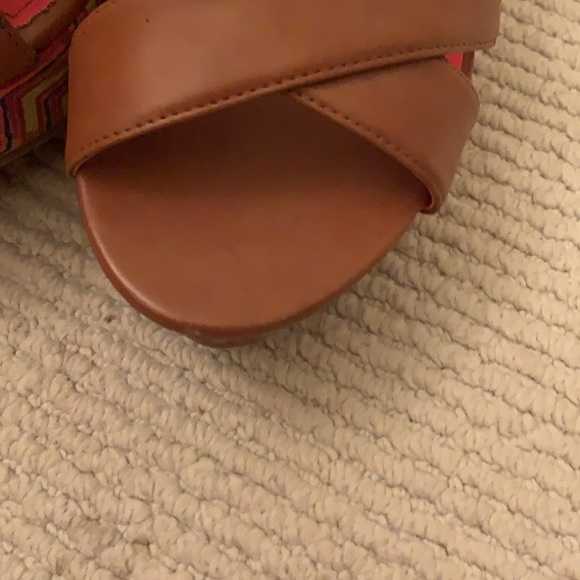 Printed platform heels - Picture 4 of 5